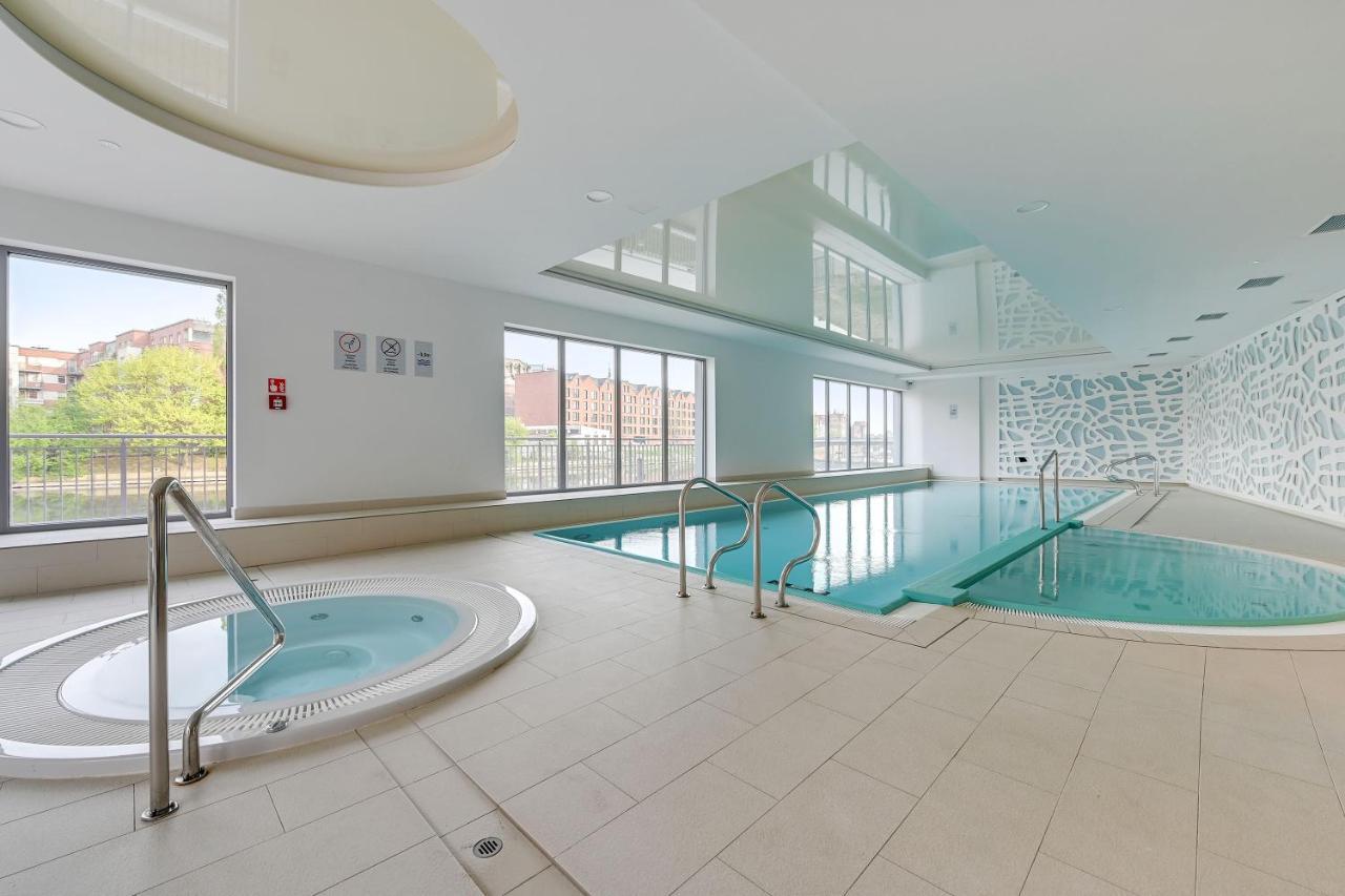 Apartments Waterlane Island Pool & Gym Spa Гданьск Экстерьер фото